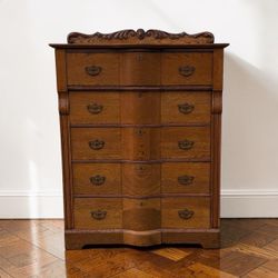Stunning Antique Victorian Highboy Oak Dresser
