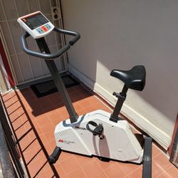 Precor 8.2 e/l Exercise Bike