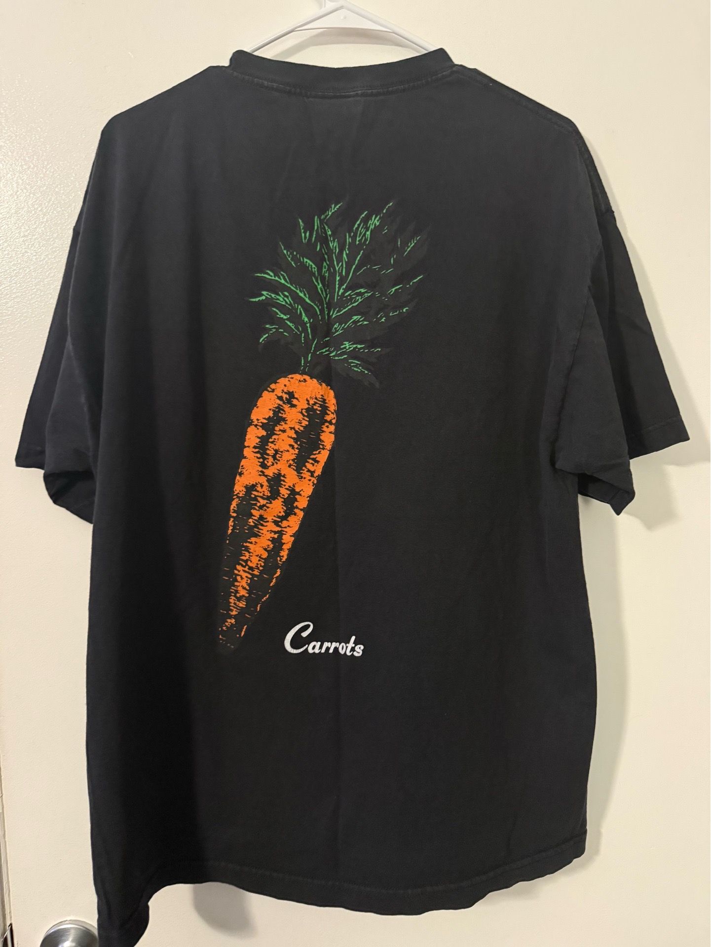 Carrots graphic t shirt