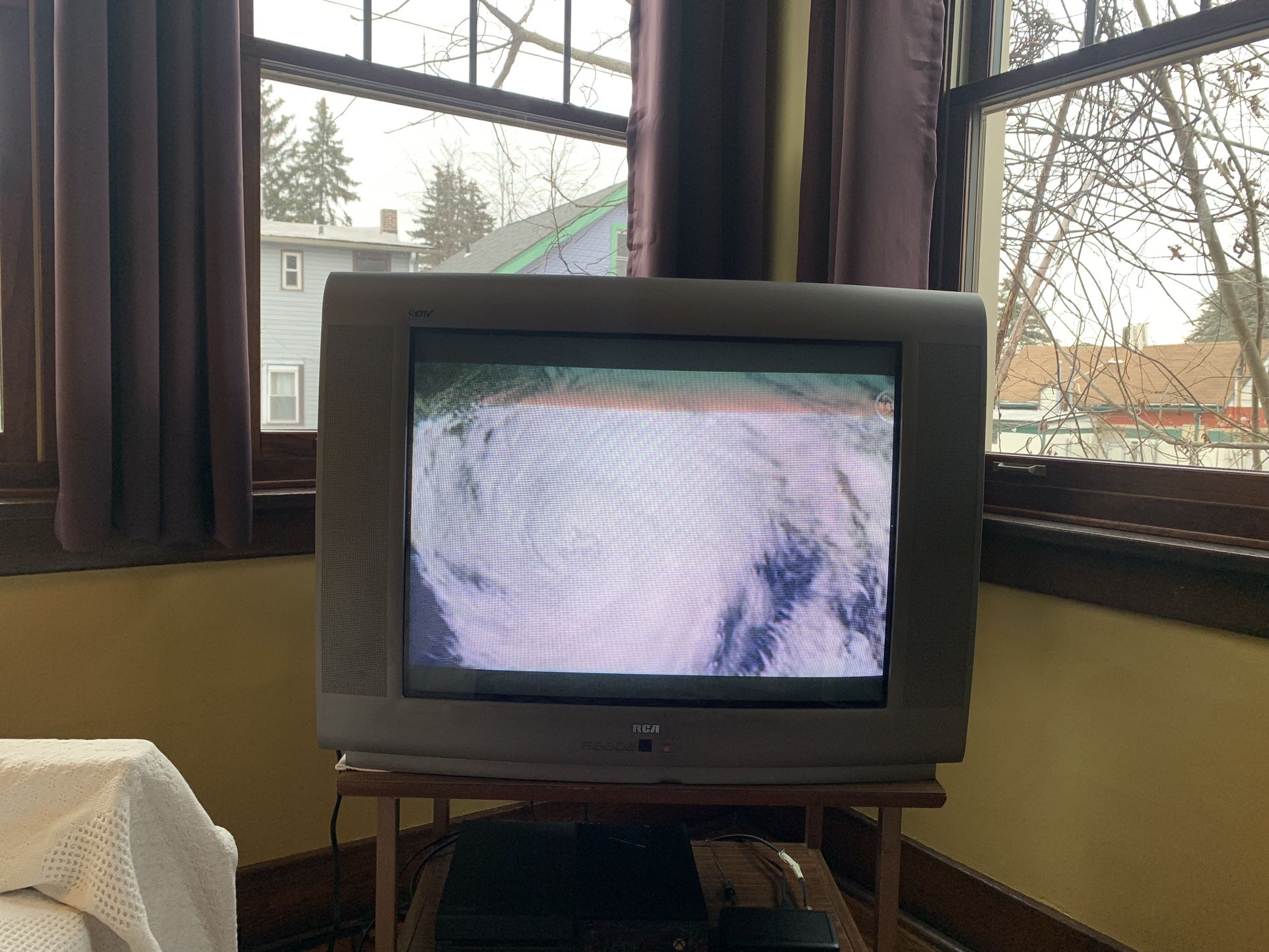 RCA 27 Inch CRT TV