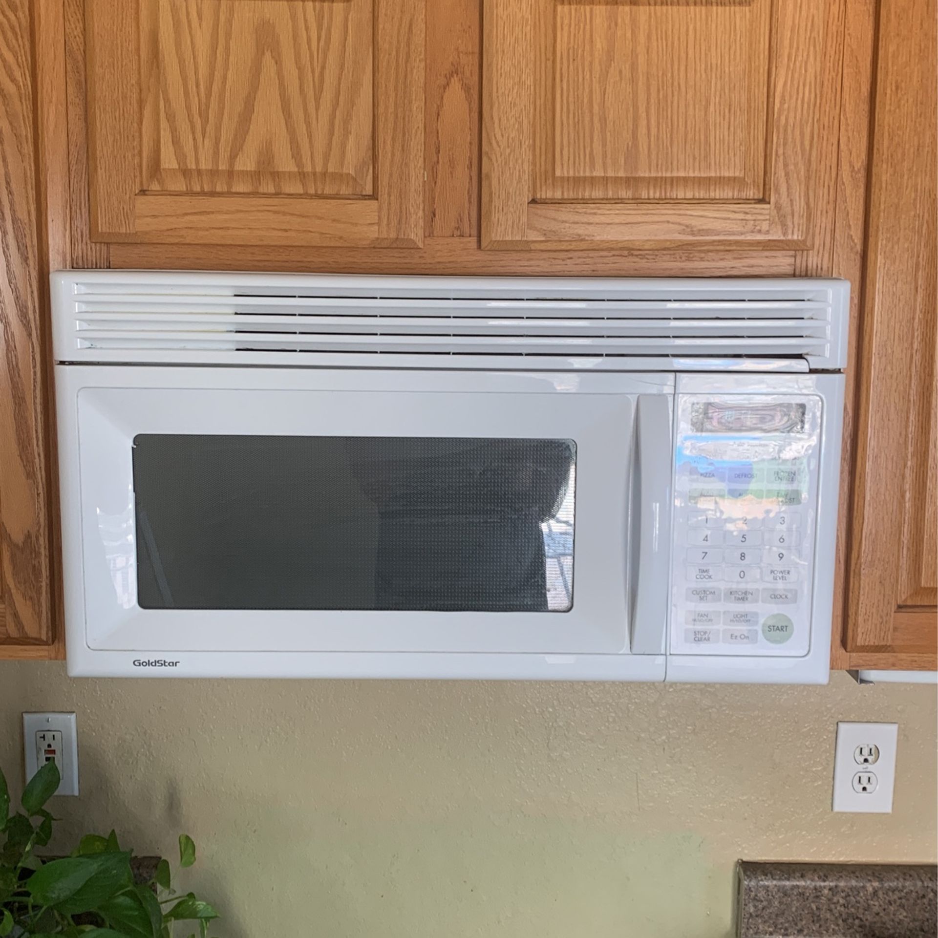 Goldstar Microwave