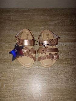 GIRLS SANDALS