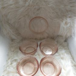 10 PIECES PINK GLASSWARE VINTAGE IN GREAT CONDITION