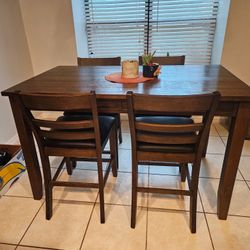 Brown Table Set 
