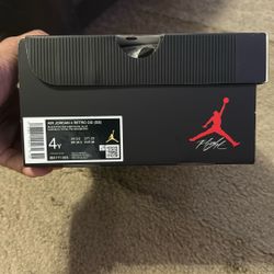 Jordan Rare Air 4s - 4Y