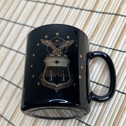 United States Air Force Academy 10oz Mug Black Gold Made in France *LIGHT WATER STAINS