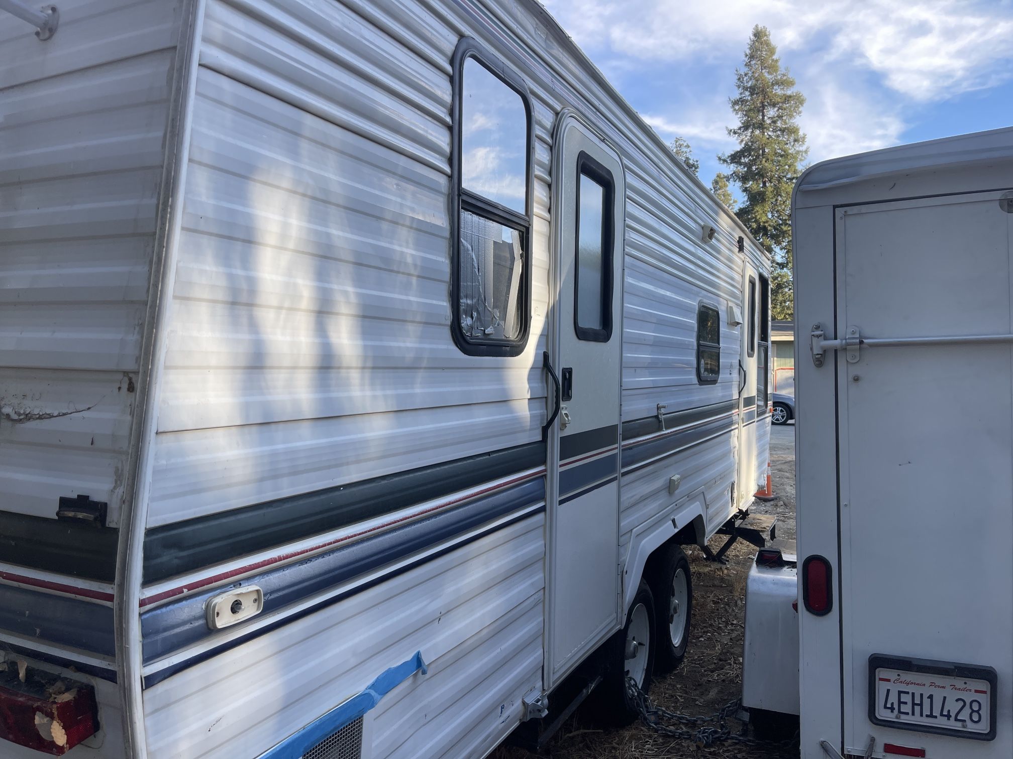 Trailer 1998 Komfort