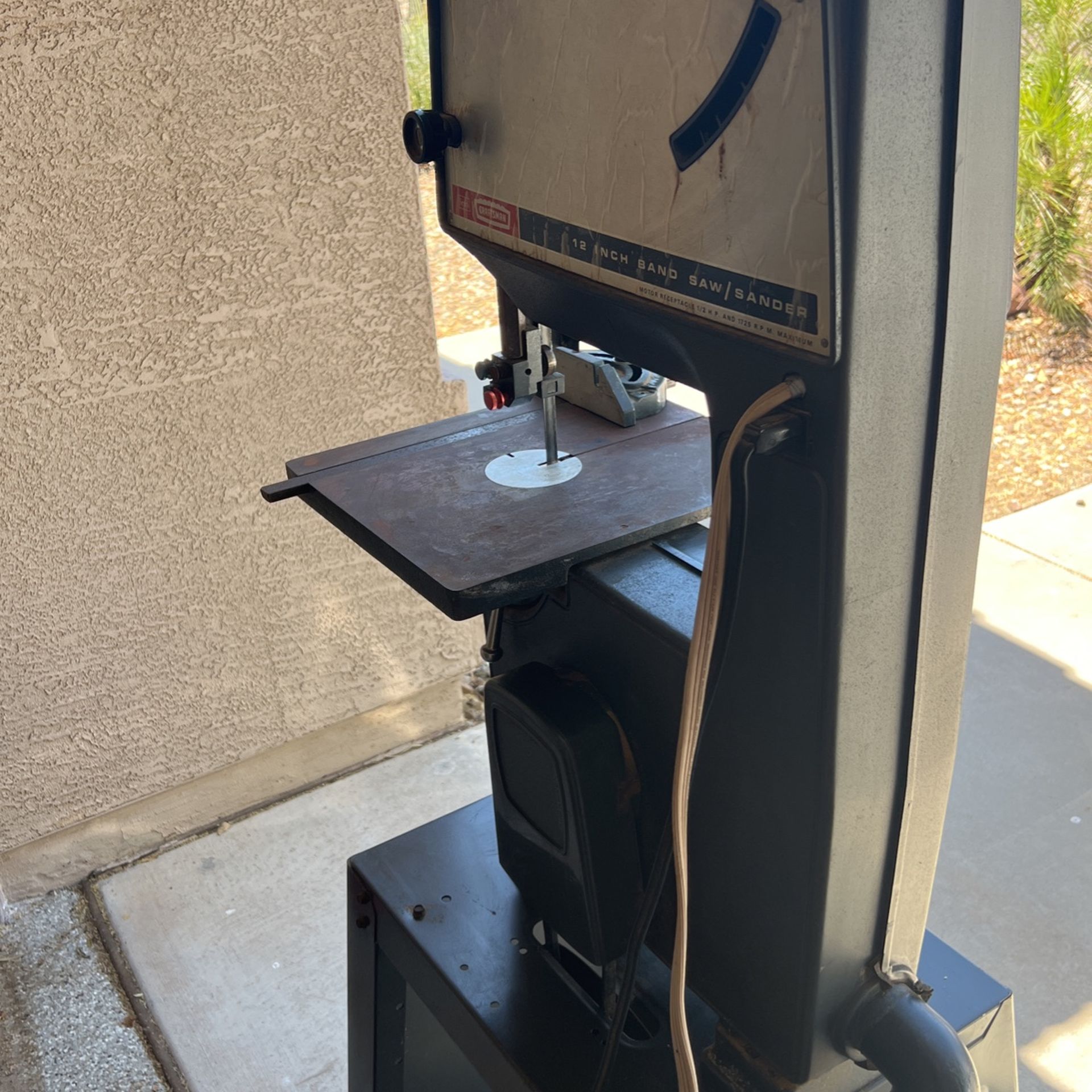 Craftsman 12 Inch Band Saw for Sale in Gilbert, AZ OfferUp