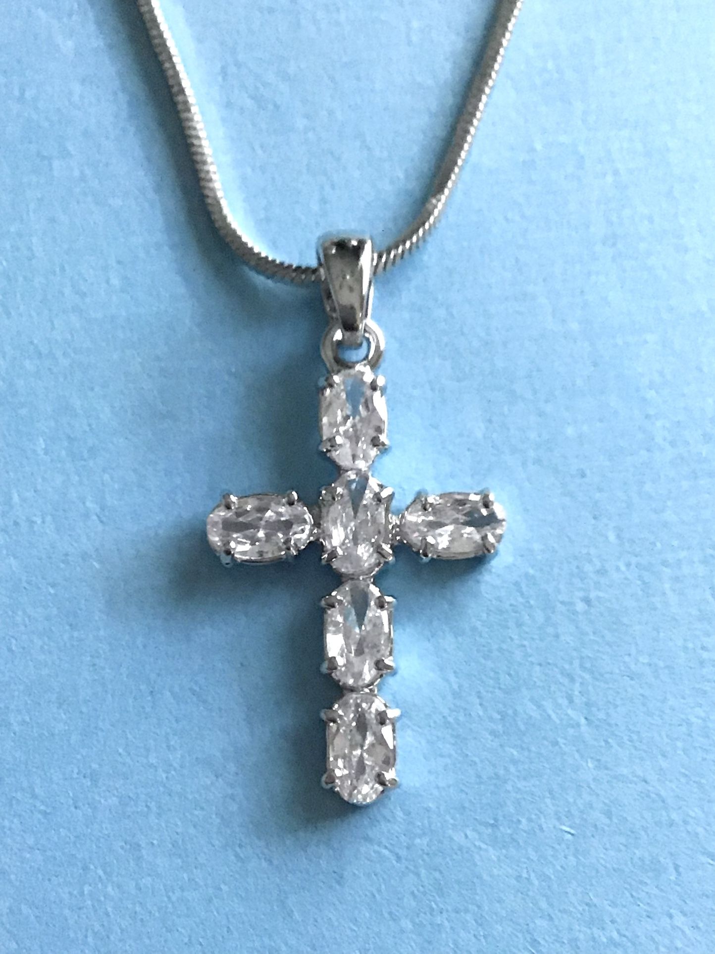 Ladies Sparkling 1” Crystal Cross Necklace On Snake Chain *Ship Nationwide Or Pickup Boca Raton