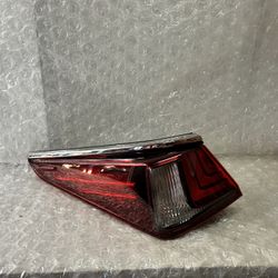 2019-2020-2021-2022-2023-2024 Lexus ES Es250 Es350 Left Tail Light  OEM