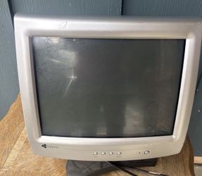 Gateway EV730 17" CRT Computer Display Monitor VGA RETRO GAMING - WORKS