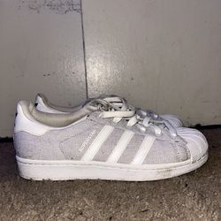 Women’s Adidas Superstar *AUTHENTIC*