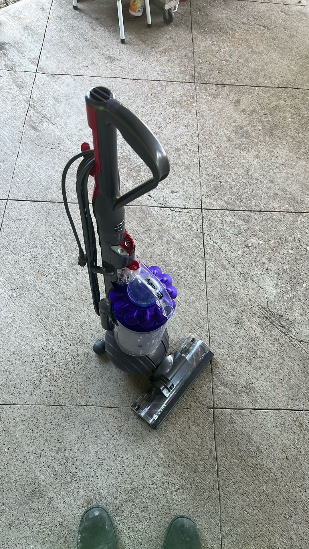 Dyson DC 41 Animal Vacuum Cleaner