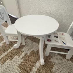 Doll Table/chairs 