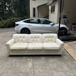 Free White Leather Couch 