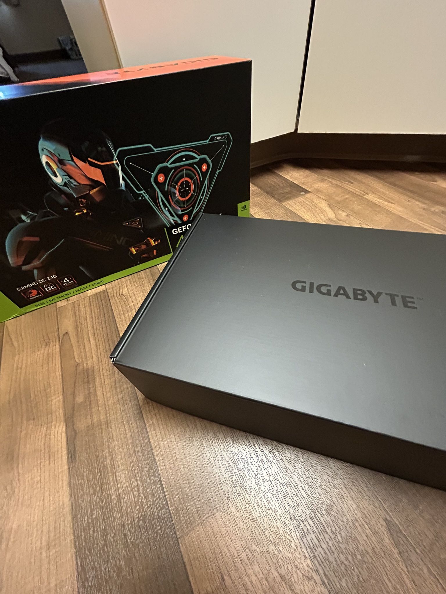 Used 4090 GX Gigabyte GeForce