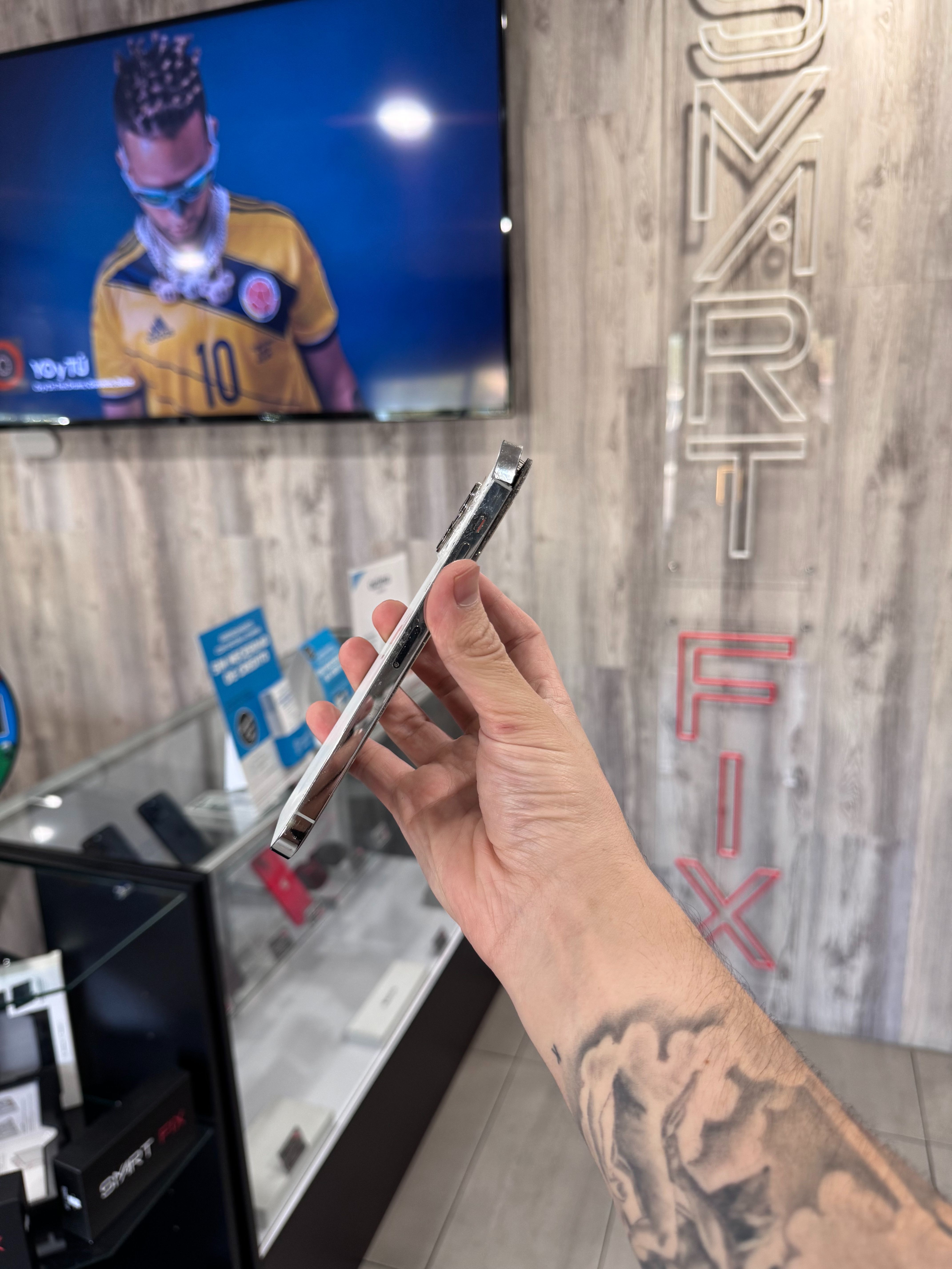 Phone Repair Shop in Phx! - Smarts and Fix