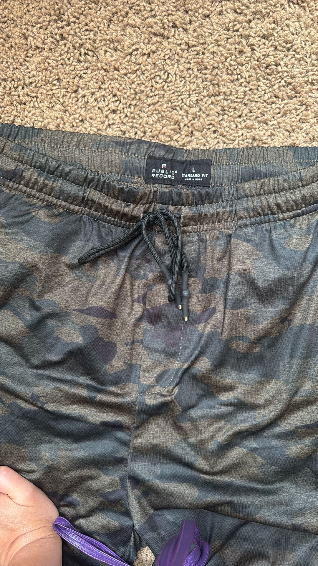 Public Record Mens Large Standard Fit camo Joggers