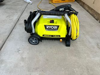 RYOBI
1900 PSI 1.2 GPM Cold Water Wheeled Corded Electric Pressure Washer