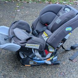 Car Seat - Graco
