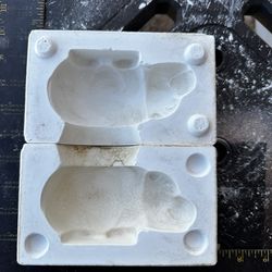 Ceramic mold