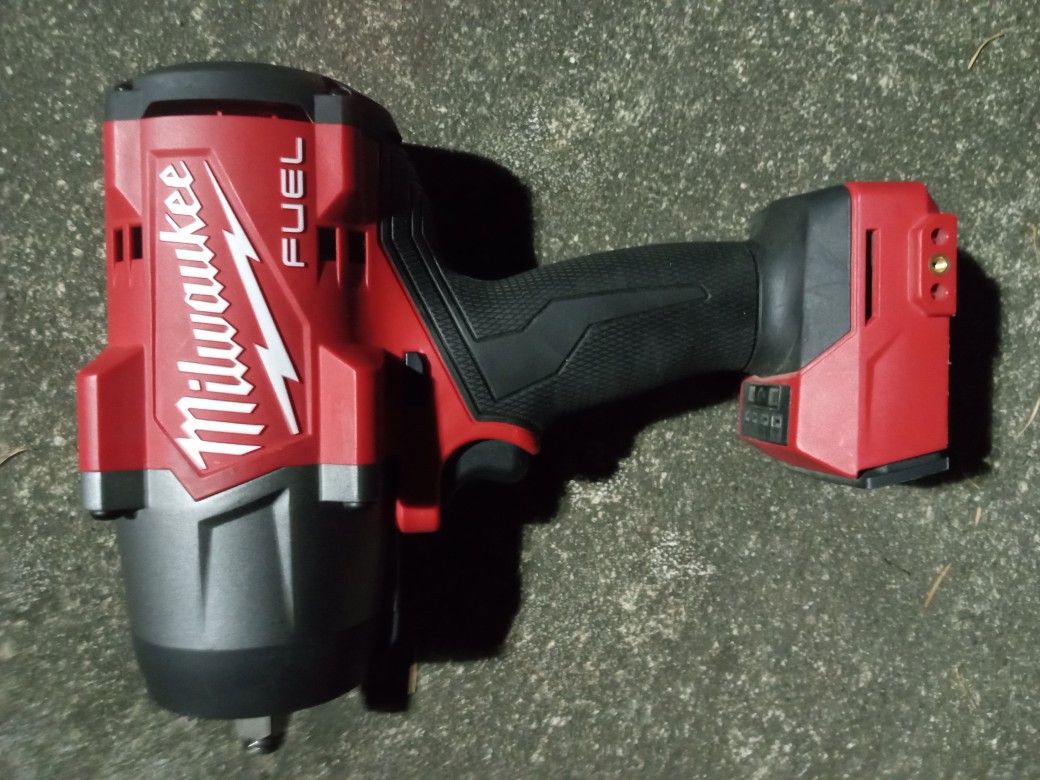 Milwaukee M18 Fuel High Torque Impact