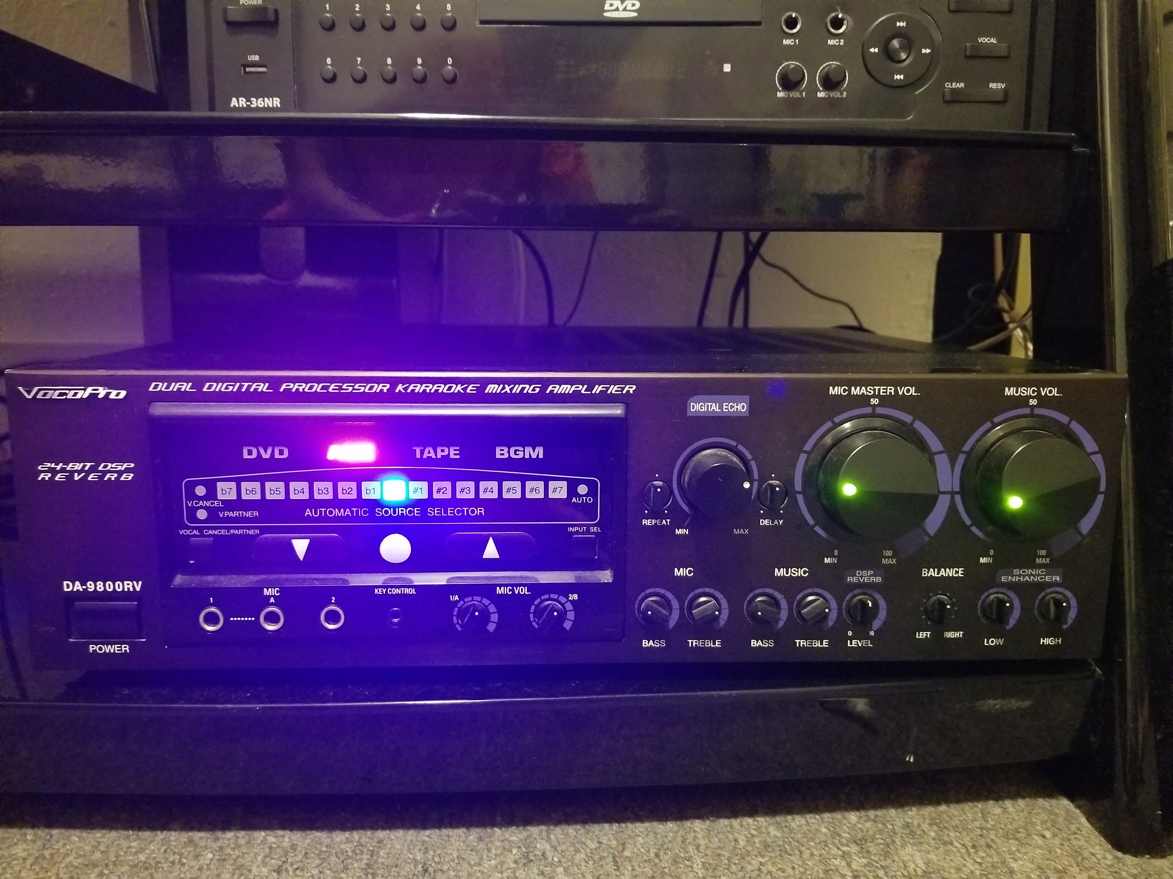 VOCOPRO DA-9800 RV 600W mixing amplifier karaoke with remote control