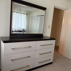 Contempo Ivory & Espresso 6 Drawer Dresser & Mirror