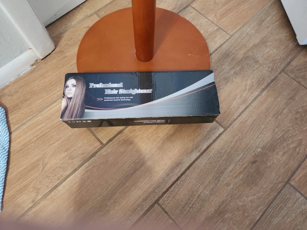 Hair Straightener