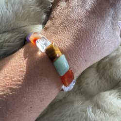 NEW Beautiful Real Gemstone Stretch Bracelets 