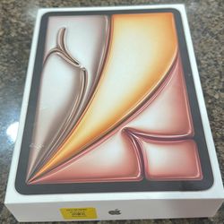 Brand new newest ipad air M3 128 gb with full year warrnaty 