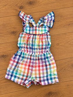 Cat & Jack Girlsā Rainbow Gingham Romper ā 2T