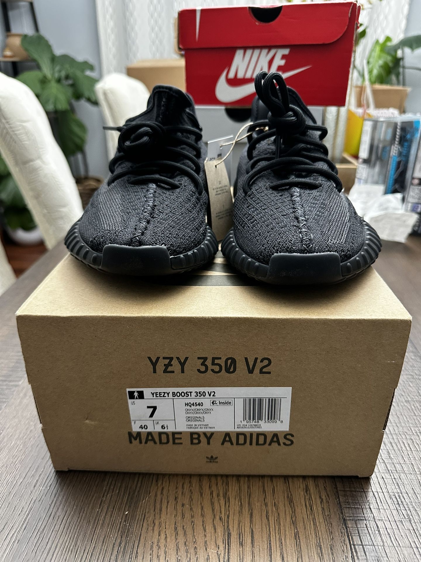 Adidas Yeezy 350 Onyx Black Size 7m/8w Brand New
