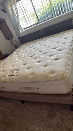 King mattress with foam and frame