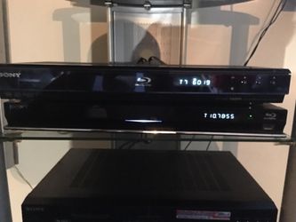 Sonny blue ray cd/dvd player