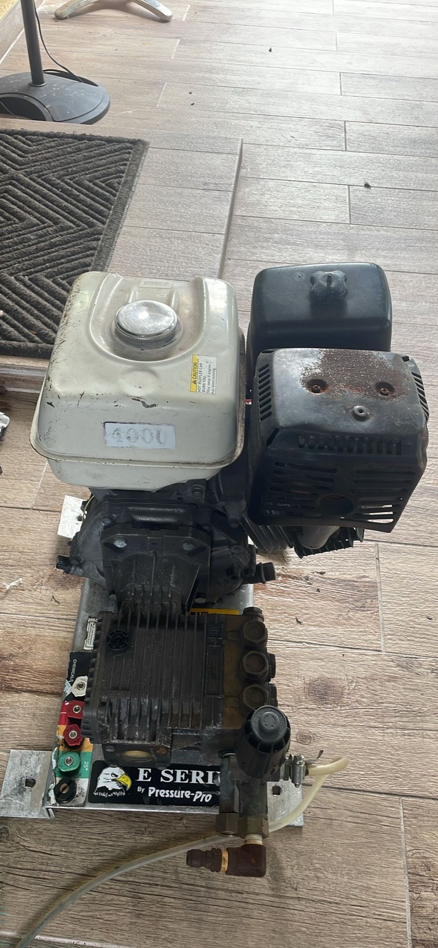 4000 PSI PRESSURE WASHER Honda Engine 