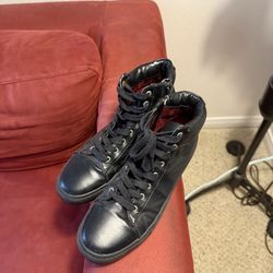 Black Boot