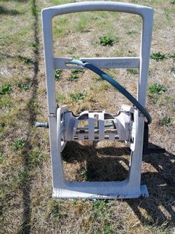 Suncast Garden Hose Reel with folding Handle