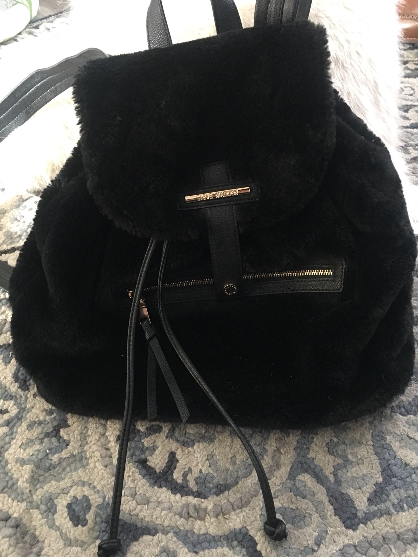 Steve Madden sold out “fluffy” backpack
