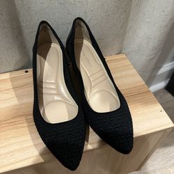 Adrienne Vittadini Black Shoes Low Heel Size 9 Brand New