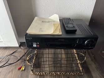 The selected item is a Sony Hi-Fi Stereo VCR (video cassette recorder), appearing to be a model from Sony's SLV series (such as the Sony SLV-740HF or 