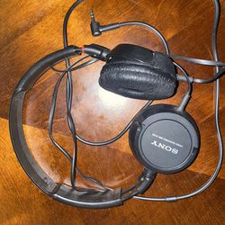 Sony mdr zx100 Headphones