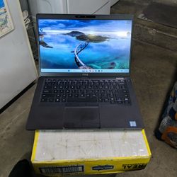 Dell Latitude 14" 5400 i5 16gb 512gb SSD