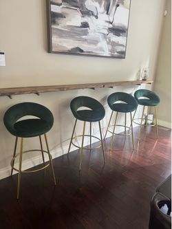 Tall bar / kitchen stools