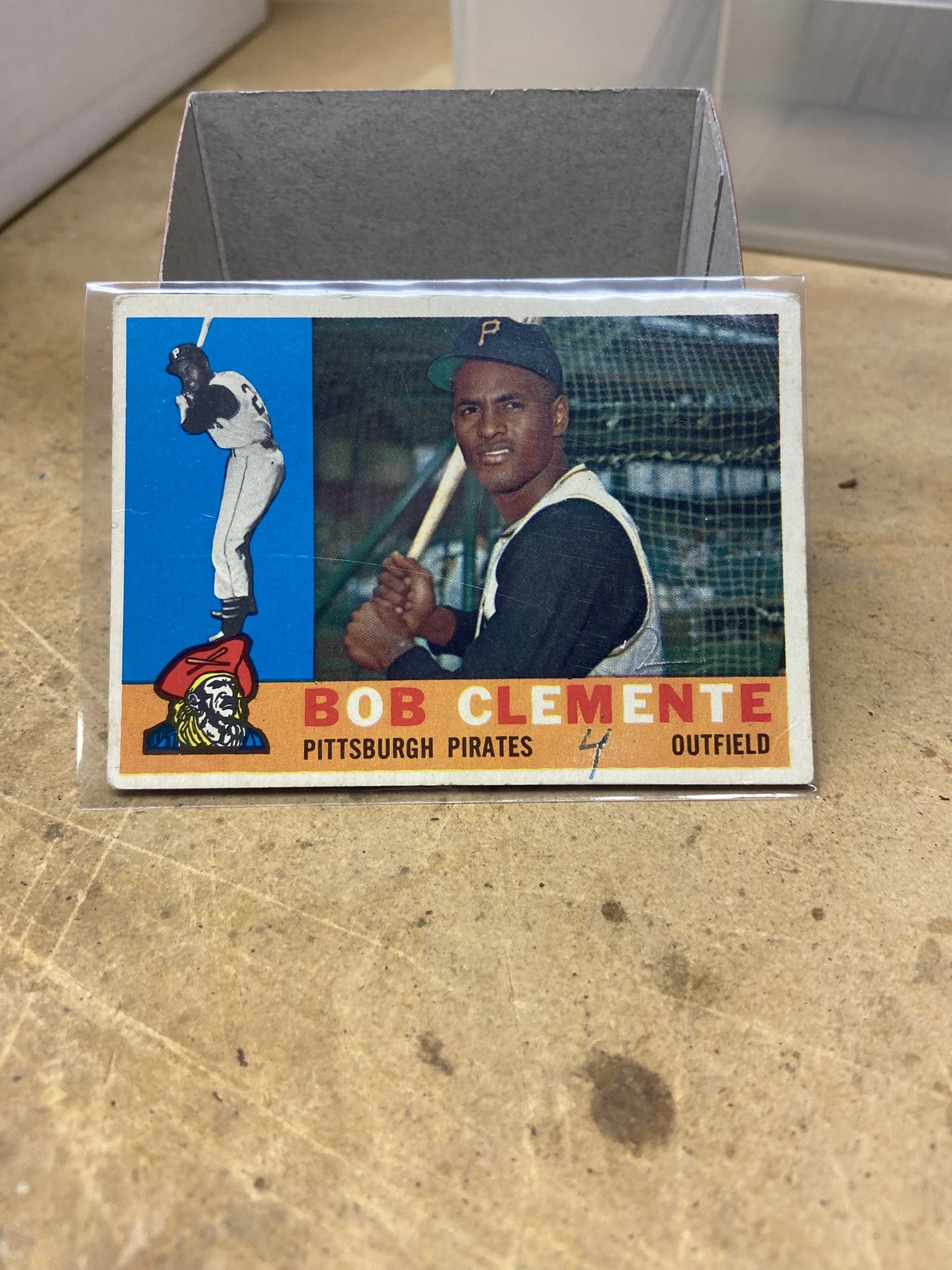 Vintage Roberto Clemente Cards