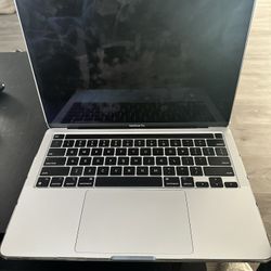MacBook Pro M1 8-Core CPU 13”
