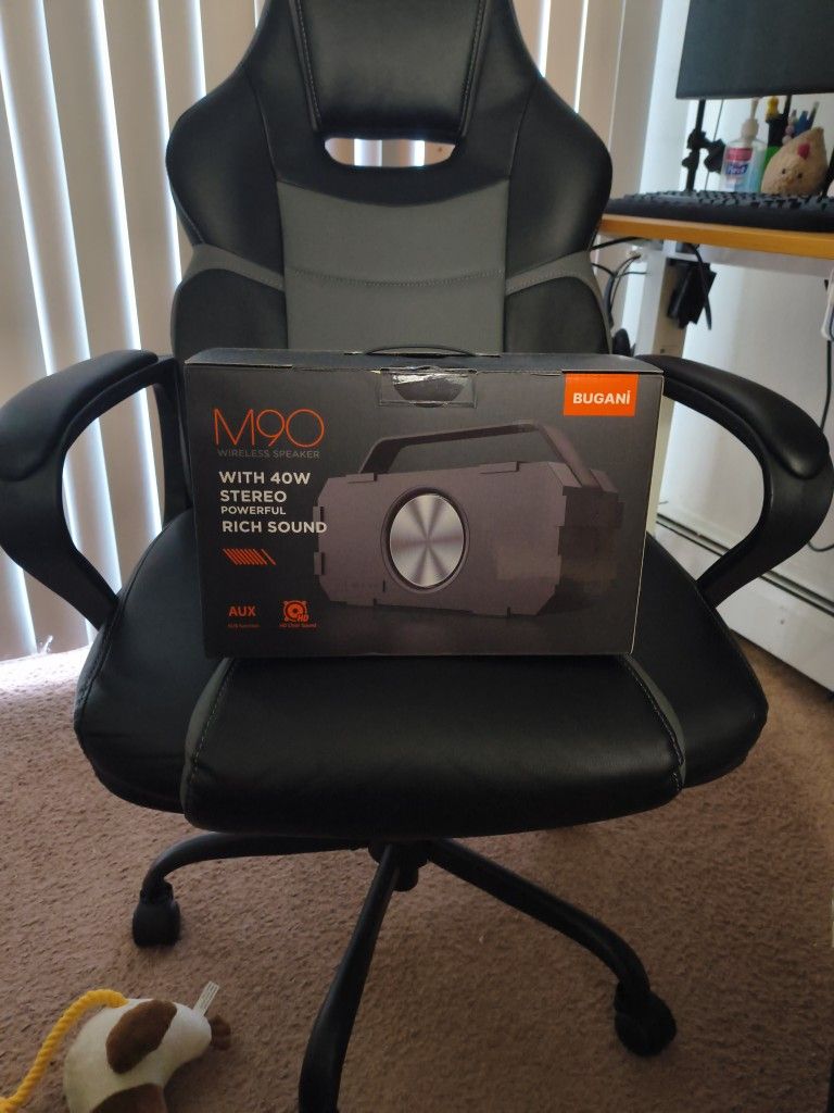 BUGANI M90 WIRELESS SPEAKER