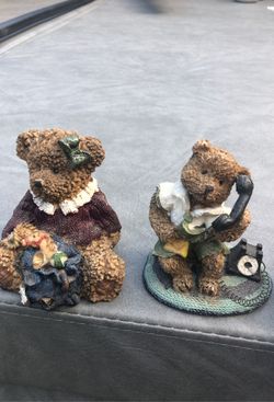 Figurines