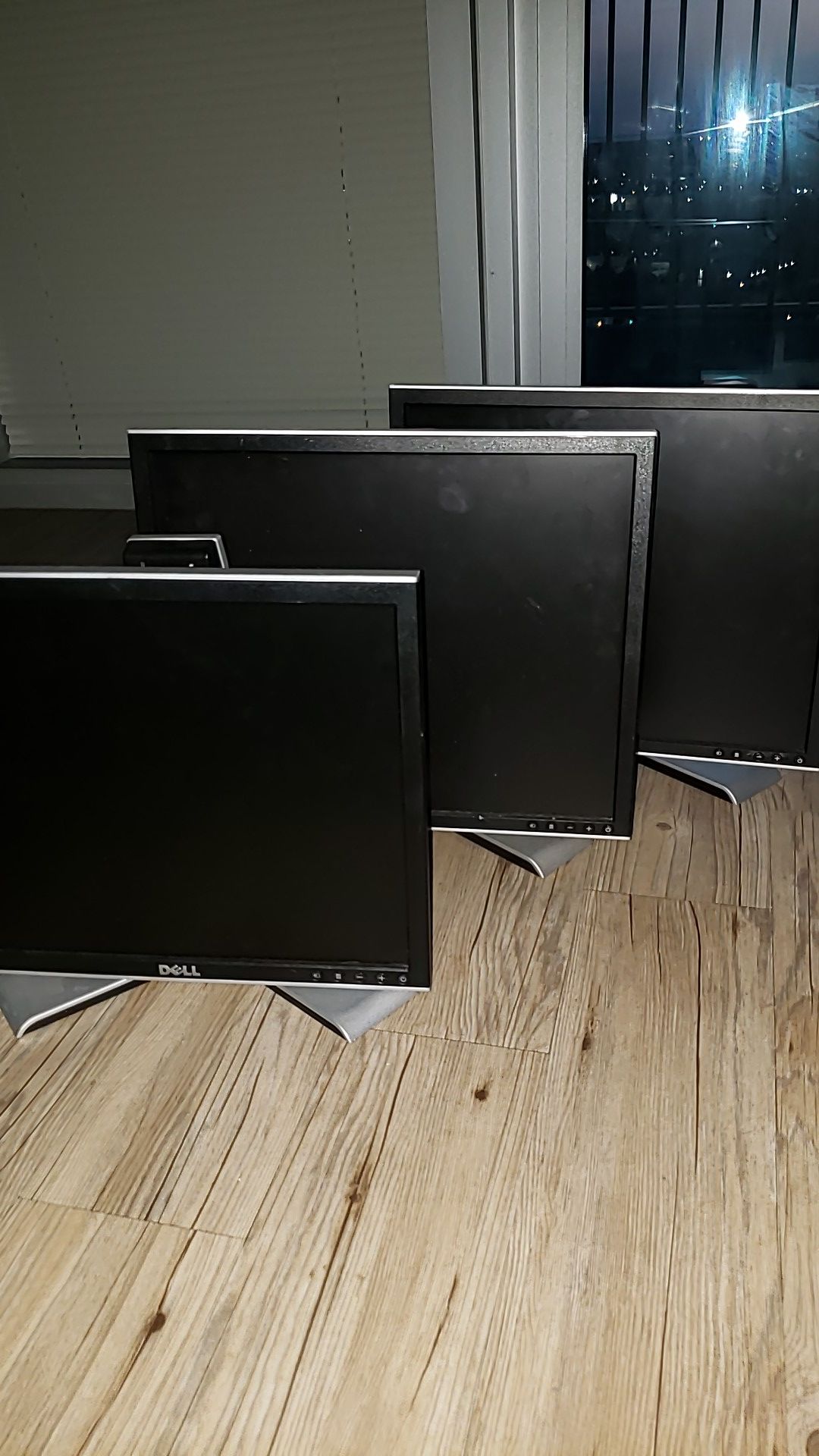 Lot of 5 Monitors