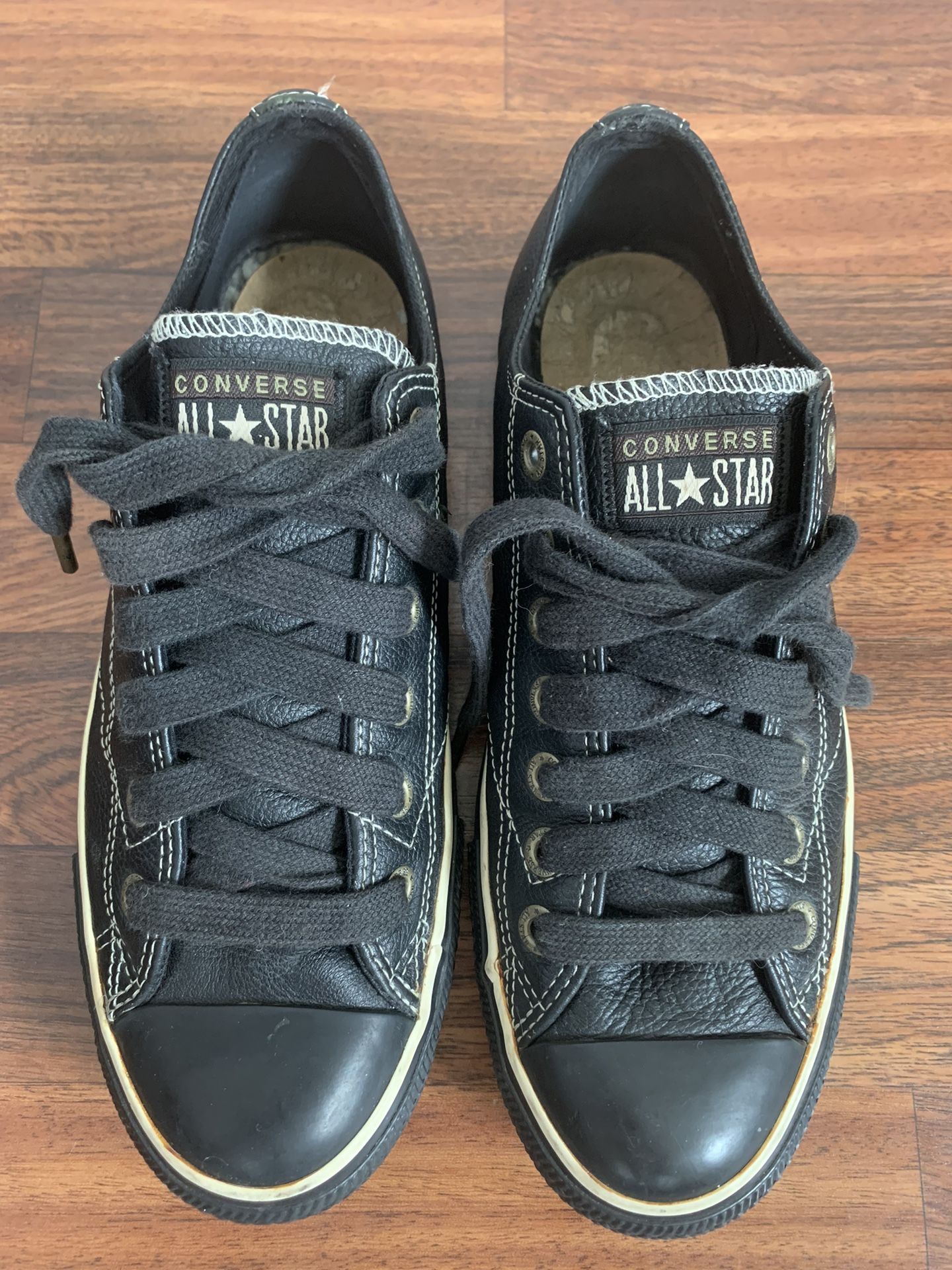 Converse Chuck Taylor All Star Black Faux Leather Low Top Mens 8 Womens 10